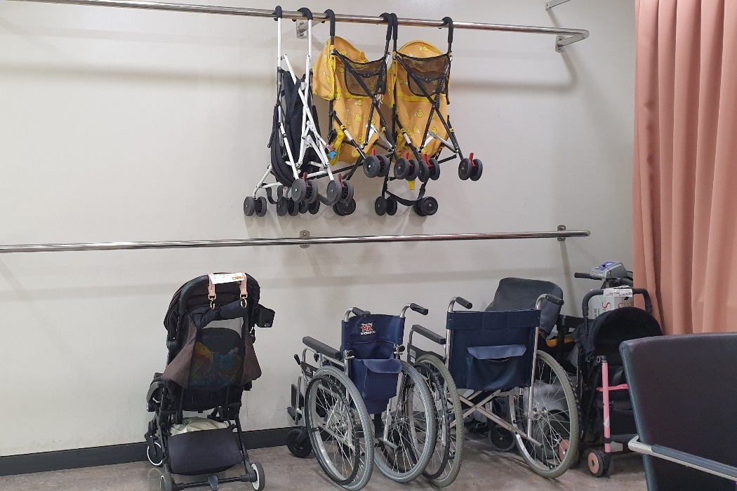 Information desk0 : Stroller and wheelchair rental station at Seoul Children's Museum